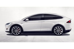 Νέο ηλεκτρικό SUV Tesla Model X με απόδοση έως 762 ίππων!