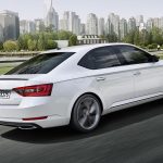 Νέα Skoda Superb SportLine sedan, combi και με πολλούς κινητήρες