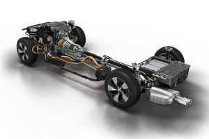 Νέα BMW 330e 2.0 λτ. 252hp με 1,9 λτ./100 χλμ. κατανάλωση