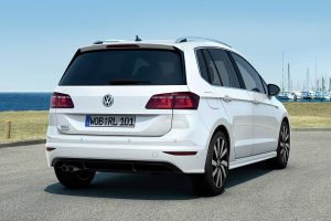 Volkswagen Golf Sportsvan R-Line για σπορτίφ οικογενειάρχες
