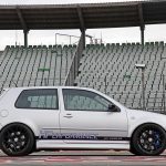 Μετατροπή Volkswagen Golf IV R32 turbo με 550 ίππους