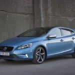 Νέο Volvo V40 και V40 Cross Country 1.5 T3 Auto χωρίς χρέωση