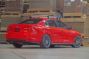 Volkswagen Jetta GLI Momo Edition με πολλές βελτιώσεις