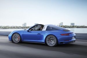 Νέες turbo Porsche 911 Carrera 4 και 911 Targa 4 με έως 420 hp