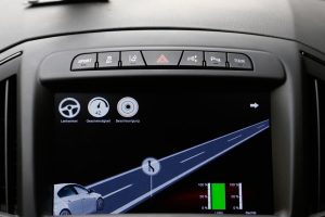 Η Opel εξελίσσει νέα συστήματα υποστήριξης οδηγού