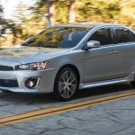 Ανανέωση για το Mitsubishi Lancer με αλλαγές μέσα - έξω