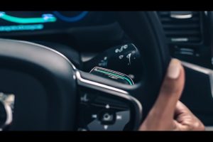 Πως λειτουργεί η αυτόνομη οδήγηση στο νέο Volvo XC90 (video)