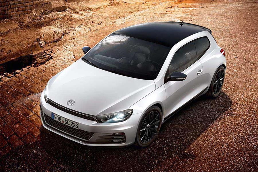 Νέα VW Scirocco GT Black Edition και R-Line Black Edition