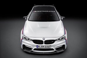 BMW M4 Coupé με αξεσουάρ BMW M Performance Parts