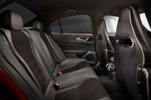 Η Alfa Romeo Giulia στις Η.Π.Α. με αρχικό κινητήρα 280 ίππων