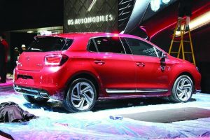 Νέο πολυτελές 5θυρο μικρομεσαίο DS 4S από την Citroen