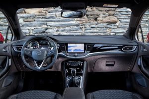 Οδηγούμε το νέο Opel Astra ντίζελ 1.6 CDTI 110 PS