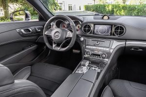 Aνανεωμένη Mercedes-Benz SL εμφανίζεται για πρώτη φορά