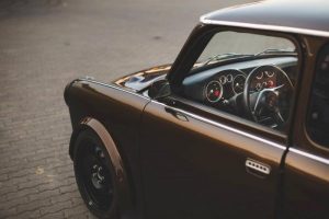 Trabant 1.8T quattro 270 PS με μηχανικά μέρη από Audi TT! (+video)