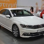 Volkswagen: e-Golf, Passat R-Line, νέο Touran και όλη η γκάμα