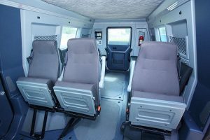 Ιδού το κατάλληλο όχημα για του ελληνικούς δρόμους! (+video)