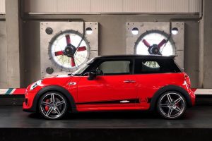 Αναβαθμισμένο ΜΙΝΙ Cooper S με 265 hp από την AC Schnitzer