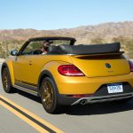 Νέο crossover VW Beetle Dune Coupe και Cabrio με έως 220 PS