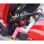 Ferrari LaFerrari μόλις ενός μηνός έπεσε σε τρία αυτοκίνητα