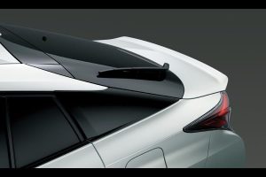 Νέο Toyota Prius με body kit της Toyota Racing Development