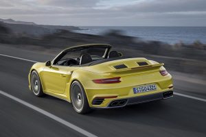 Ανανεωμένες Porsche 911 Turbo και 911 Turbo S με 580 ίππους (+video)