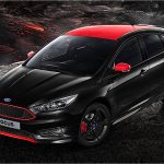 Ford Focus Sport σε διχρωμία κόκκινου - μαύρου και 1.5 EcoBoost