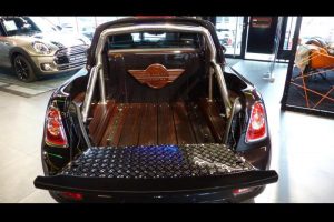 Τρακαρισμένο MINI Cooper S Cabrio μετατράπηκε σε pick-up!