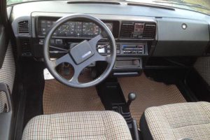 Fiat Ritmo Cabrio του 1984 έχει διανύσει μόλις 160 χιλιόμετρα!