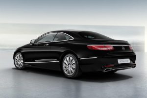 Νέα «βασική» Mercedes S 400 4MATIC Coupé με 149.950 ευρώ!