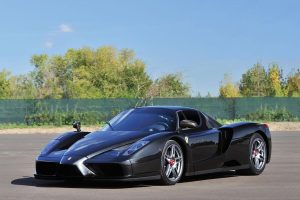 Τρακαρισμένη Ferrari Enzo θα πωληθεί 2 εκατομμύρια ευρώ!