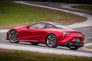 Νέο Lexus LC 500 με 467 ίππους 10 ταχύτητες και πίσω κίνηση!