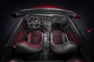 Alfa Romeo Spider με κόκκινο ανθρακόνημα είναι κούκλα!