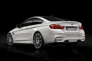 Νέες BMW M3 και M4 Competition Package με 450 ίππους
