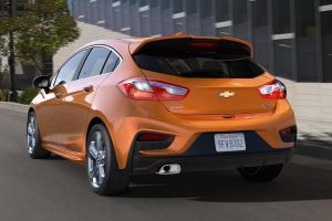 Νέο Chevrolet Cruze Hatchback με στάνταρ κινητήρα 1.4 turbo