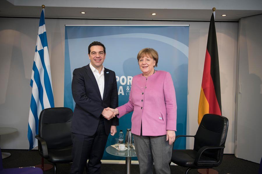 Μέρκελ – Τσίπρας στο Λονδίνο για το προσφυγικό