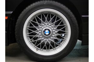 BMW M3 E30 Sport Evolution πωλείται 150.000 δολάρια!