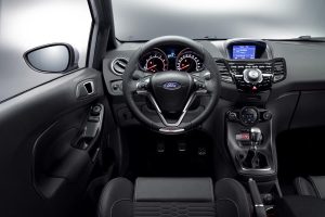 Νέο Ford Fiesta ST200 1.6 EcoBoost με ισχύ έως 215 ίππων