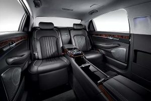 Λιμουζίνα Genesis EQ900L μήκους 5,5 μ. από την Hyundai