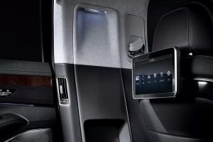 Λιμουζίνα Genesis EQ900L μήκους 5,5 μ. από την Hyundai