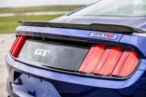 Μπρουτάλ Ford Mustang 750 ίππων με carbon body kit