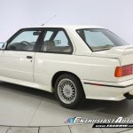 BMW M3 E30 του 1991 με 9.700 χλμ. πωλείται 179.000 ευρώ!