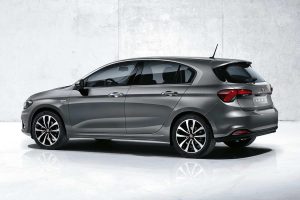 Νέο Fiat Tipo με 5θυρο και στέισον βάγκον αμάξωμα