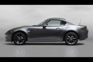 Νέο Mazda MX-5 RF με αναδιπλούμενη μεταλλική οροφή