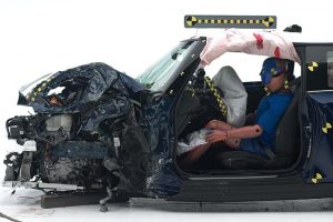 «Βράχος» το νέο 3θυρο MINI στα crash tests του Αμερικάνικου IIHS