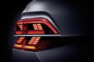 Νέο πολυτελές VW Phideon μήκους άνω των 5 μέτρων