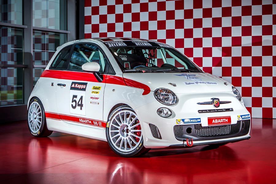 Νέος μίνι πύραυλος Abarth 595 OT 1.4 T-Jet 190 PS