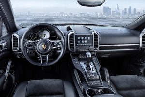 Νέα Porsche Cayenne Platinum Edition με φουλ πολυτέλεια