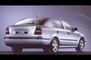 Η Skoda Octavia γιορτάζει τα εικοστά της γενέθλια!