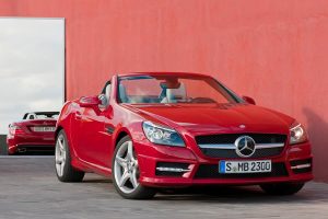 Η Mercedes SLK γιορτάζει 20 χρόνια από την πρεμιέρα της
