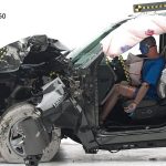 Μεγάλα pick-up «κατέρρευσαν» σε μετωπικά crash tests (+videos)
